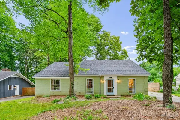 1005 Pinafore Drive, Charlotte, NC 28212