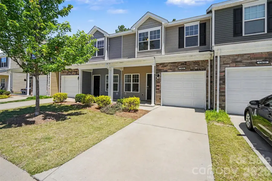 13635 Browhill Lane, Charlotte, NC 28278 - #2
