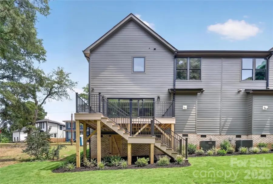 421 W Cama Street, Charlotte, NC 28217 - #2