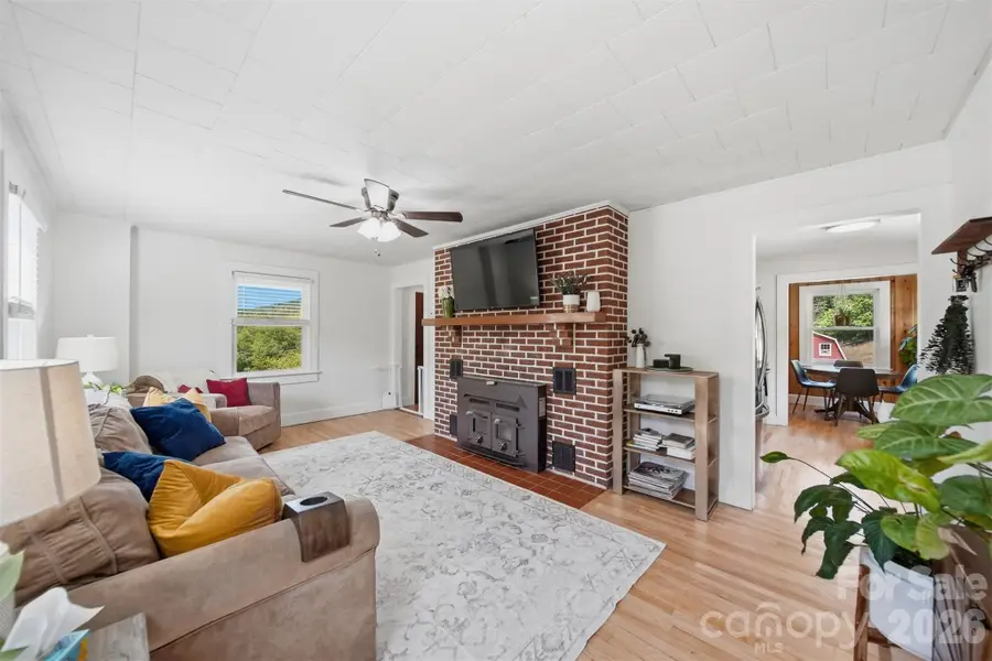4316 Grandin Road, Lenoir, NC 28645 - #3