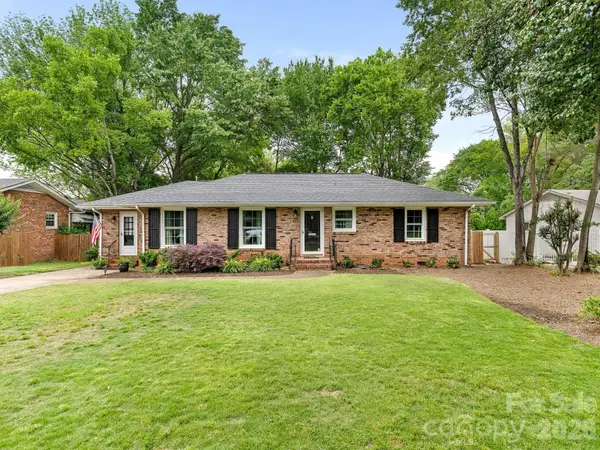 845 Fairbanks Road, Charlotte, NC 28210