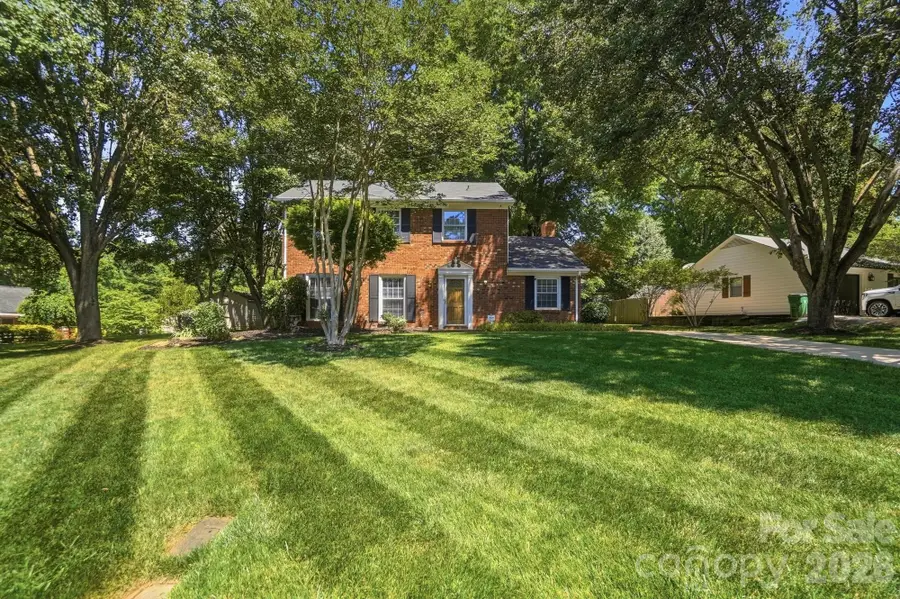 8616 Longbriar Drive, Charlotte, NC 28212 - #2