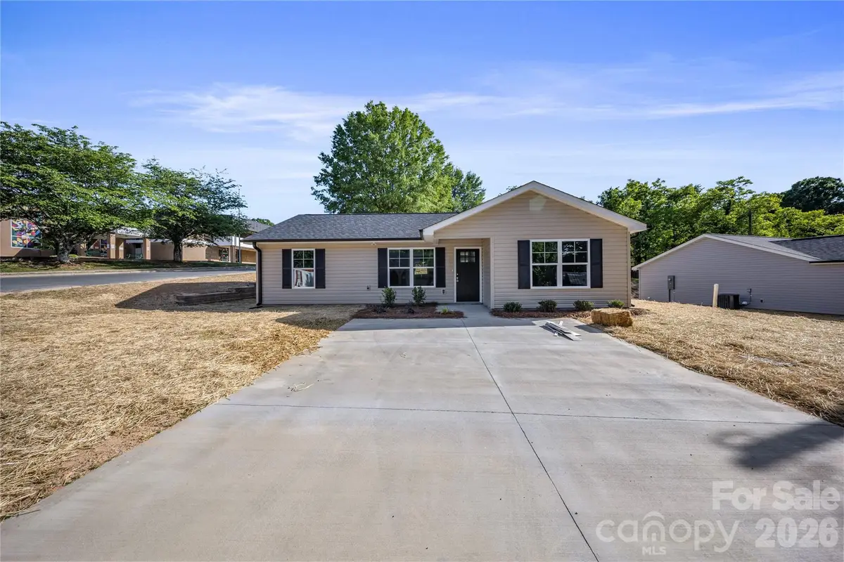301 W 9th Street, Kannapolis, NC 28081 - #1