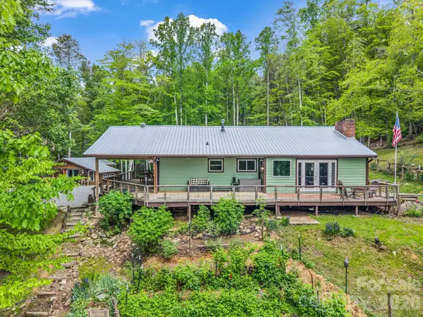 360 Shadow Lane, Green Mountain, NC 28740