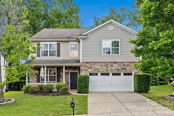 8724 Gray Willow Road, Charlotte, NC 28227
