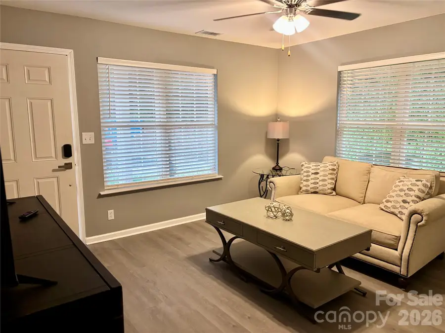 102 Brandywine Drive Ne #M1, Conover, NC 28613 - #3