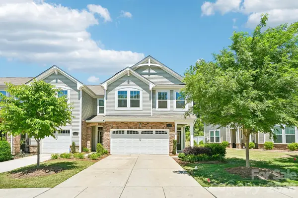 1325 Southern Sugar Drive, Charlotte, NC 28262
