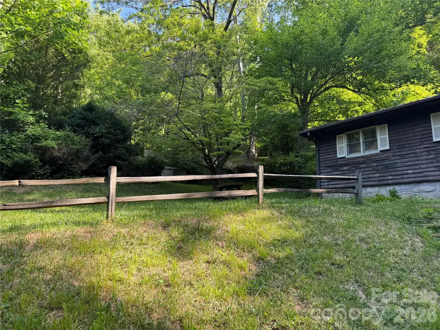 814 Mountain View Drive, Maggie Valley, NC 28751 - #3