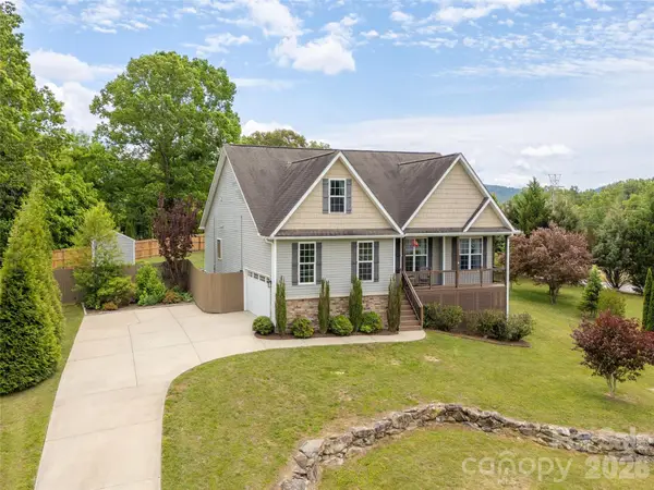 132 Beck Creek Circle, Flat Rock, NC 28731