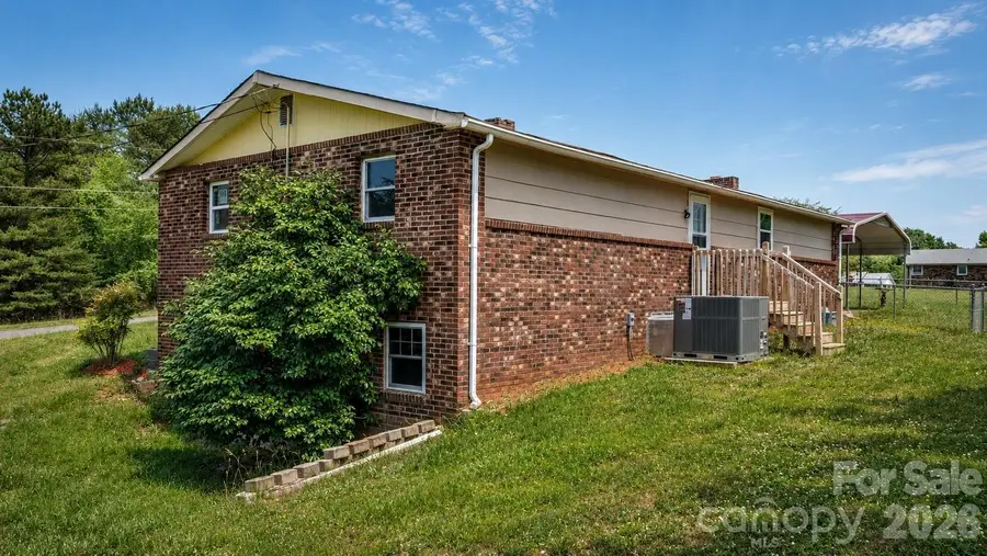607 Carlos Street, Shelby, NC 28152 - #2