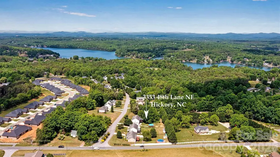 3353 48th Avenue Lane Ne, Hickory, NC 28601 - #2