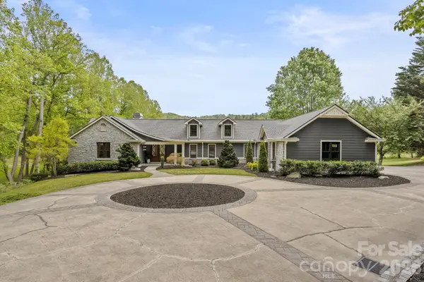 301 Winding Meadows Drive, Flat Rock, NC 28731