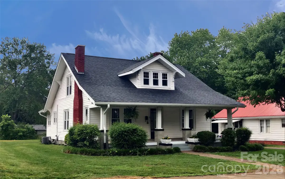 46 Falls Avenue, Granite Falls, NC 28630 - #1