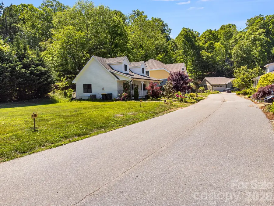 99999 Verde Drive, Asheville, NC 28806 - #2
