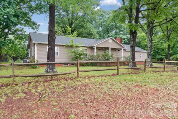 170 Scotts Creek Road, Statesville, NC 28625