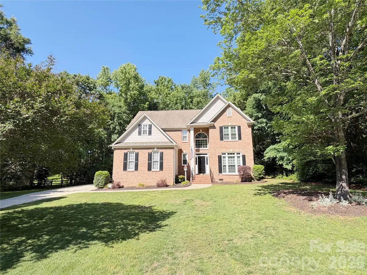 6000 Hunter Lane, Matthews, NC 28104 - #1