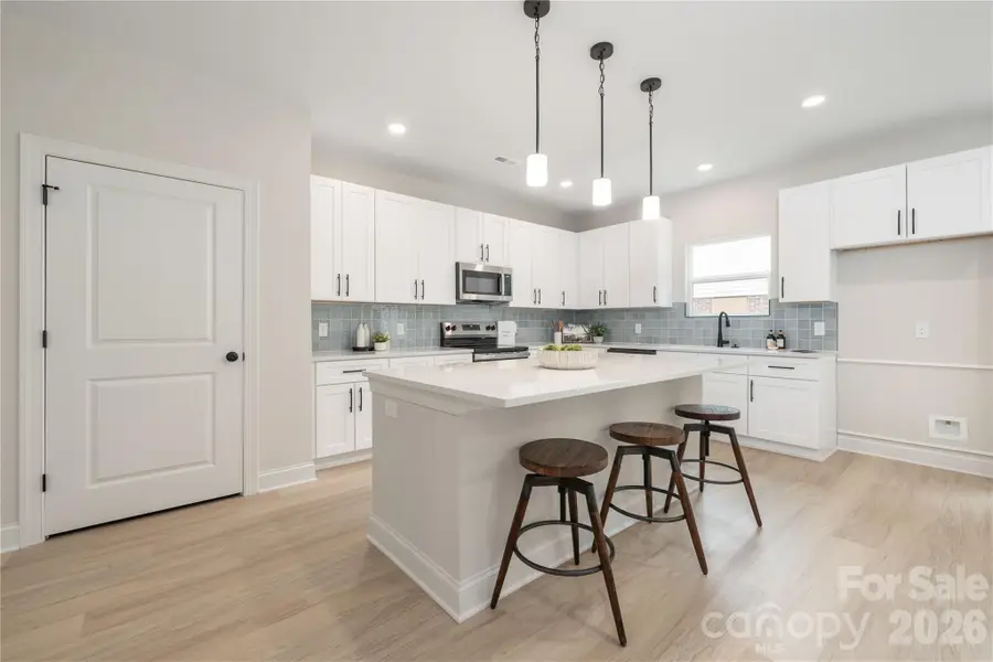 6633 Terry Lane, Charlotte, NC 28215 - #2
