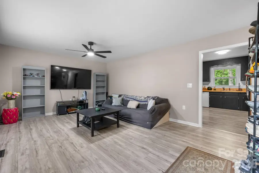 2120 40th Avenue Court Ne, Hickory, NC 28601 - #3