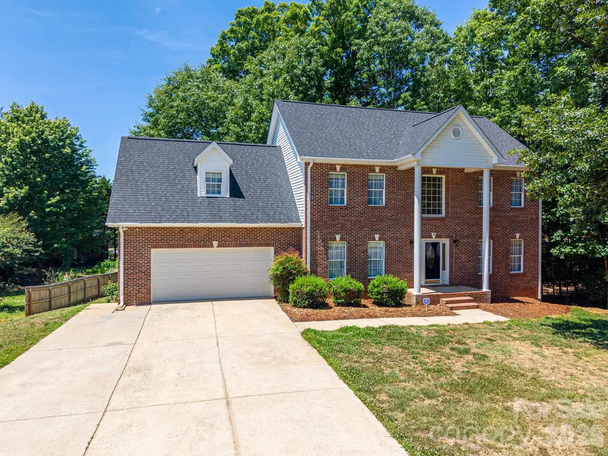 1535 20th Avenue Place Ne, Hickory, NC 28601 - #1