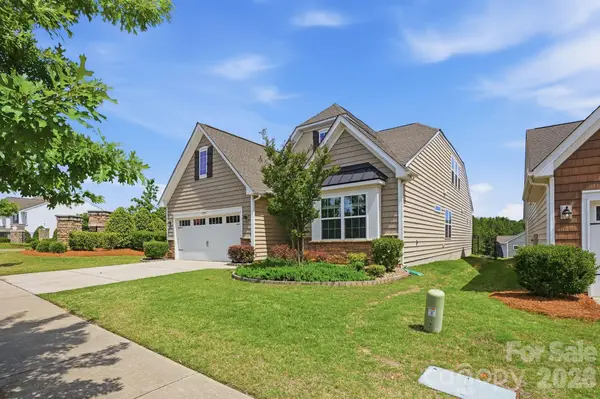 13314 Canterbury Castle Drive, Charlotte, NC 28273