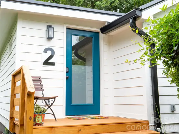 2 Laban Lane, Asheville, NC 28805
