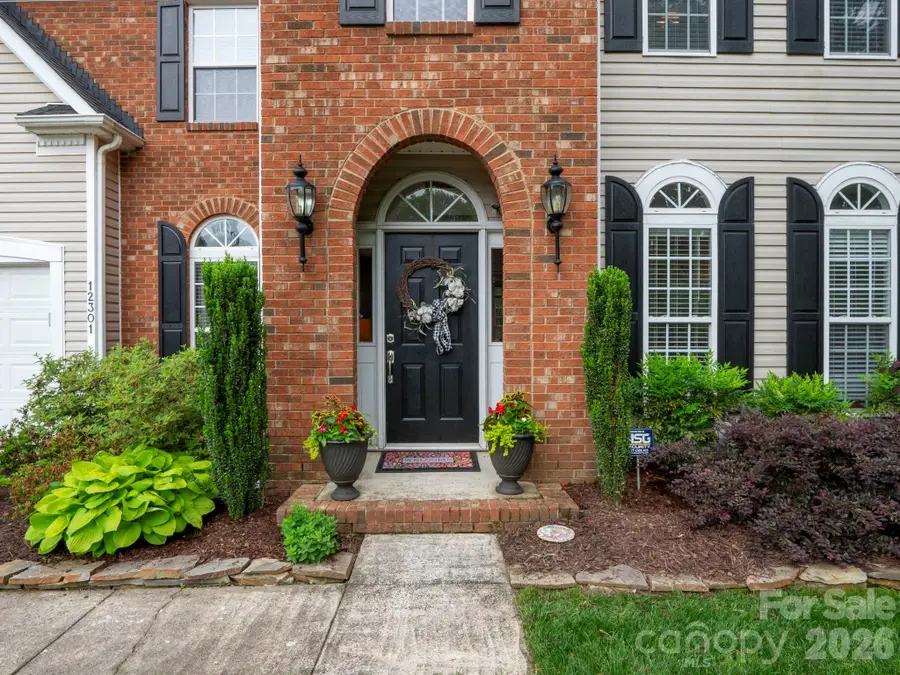 12301 Silveroak Lane, Charlotte, NC 28277 - #2