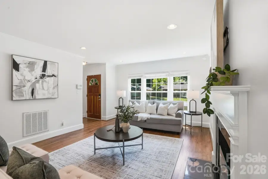 5623 Wedgewood Drive, Charlotte, NC 28210 - #3