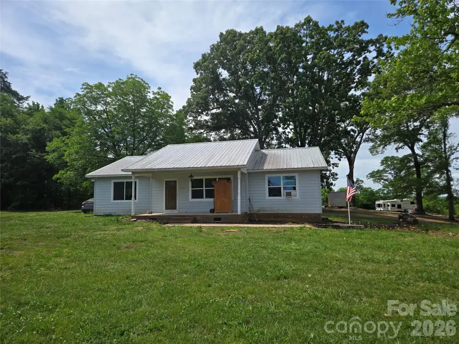 1127 N Mountain Street, Blacksburg, SC 29702 - #3