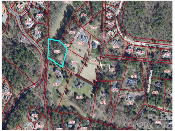 99999 Lance Road, Asheville, NC 28803