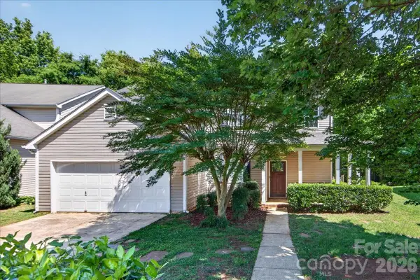 9200 Royal Highlands Court, Charlotte, NC 28277