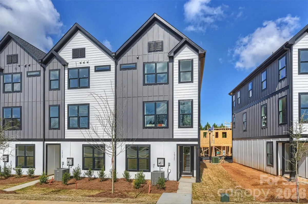 10721 Mallard Creek Road, Charlotte, NC 28262 - #1
