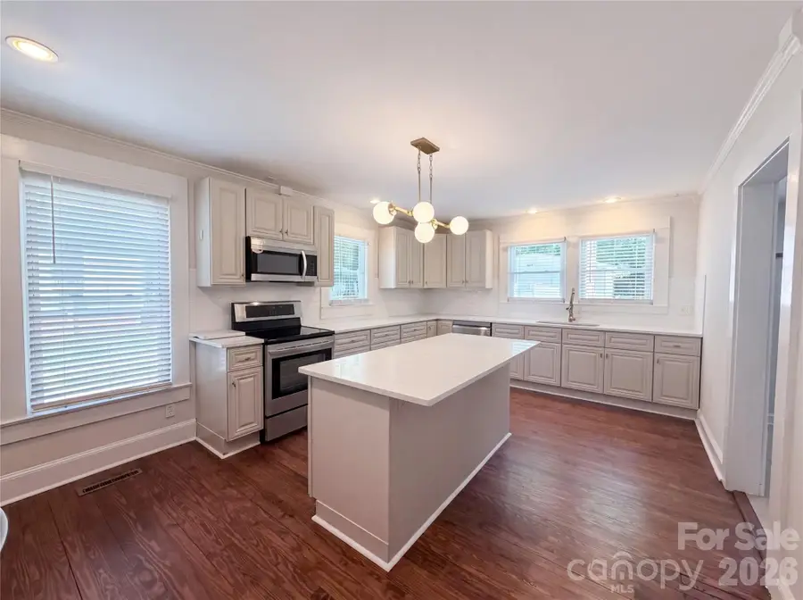 329 W Mclelland Avenue, Mooresville, NC 28115 - #2