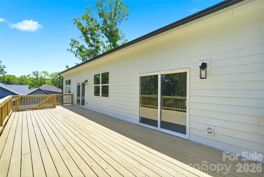 825 Breezewood Drive, Charlotte, NC 28262 - #2