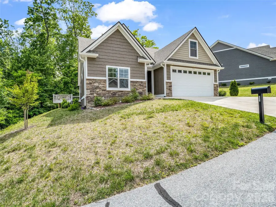 221 Millbrae Loop, Hendersonville, NC 28791 - #3