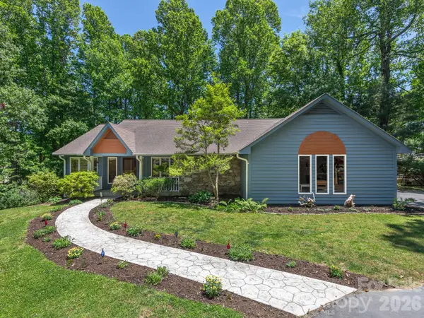 3942 Laurel Park Highway, Laurel Park, NC 28739