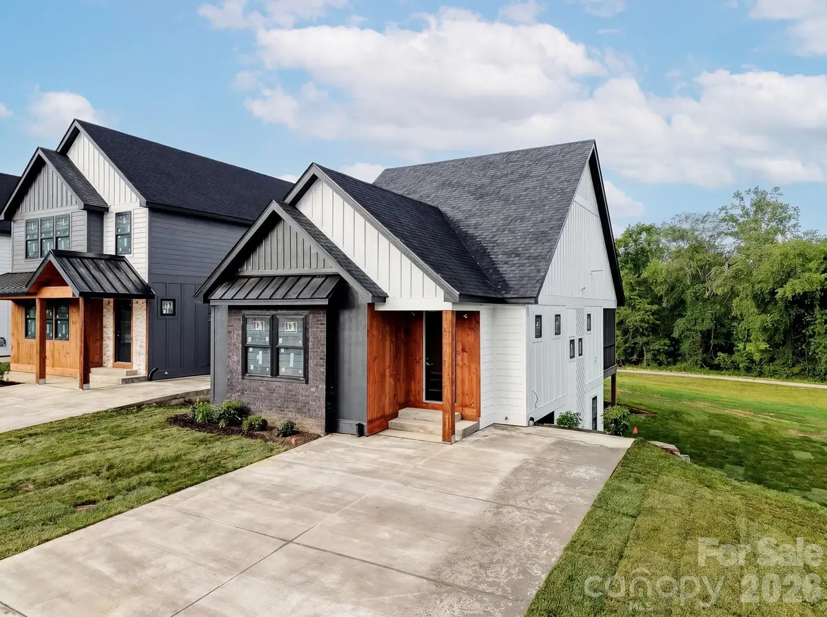 17 N Martha Kate Drive, Hendersonville, NC 28792 - #1
