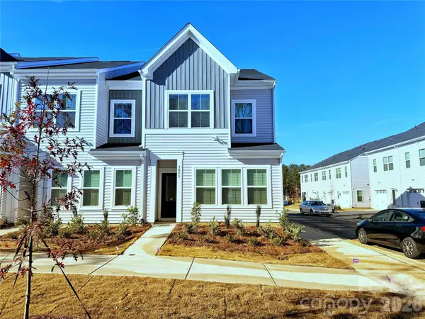 7005 Alpharetta Street #20, Charlotte, NC 28216