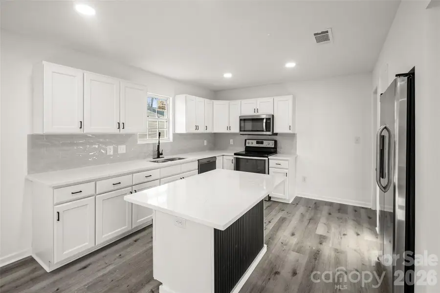 10107 Clairemore Place, Charlotte, NC 28216 - #3