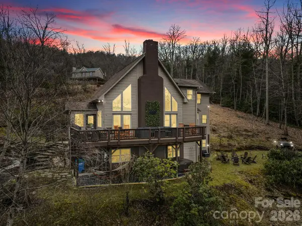 106 Bishop Cove Road, Fairview, NC 28730