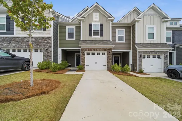8031 Ramsburg Drive, Charlotte, NC 28269