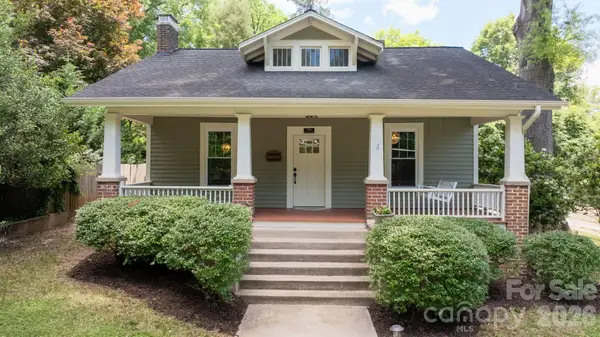 722 E Broad Street, Statesville, NC 28677