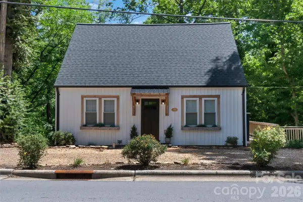 706 Elk Spur Street, Elkin, NC 28621