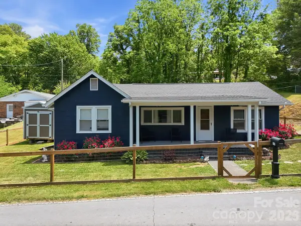 197 Mulberry Street, Clyde, NC 28721