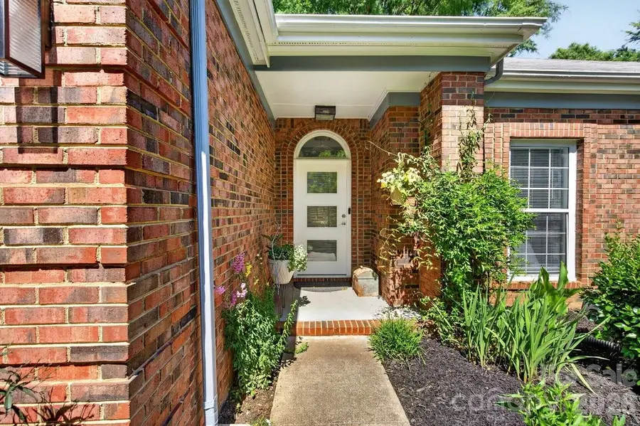 11219 Isthmus Court, Charlotte, NC 28215 - #2