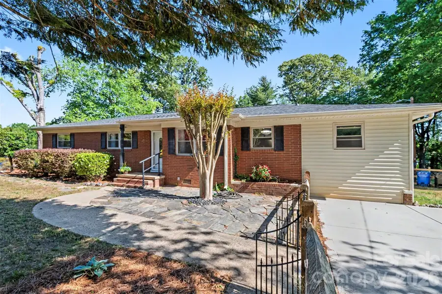 738 Edgemoor Drive, Mooresville, NC 28115 - #2