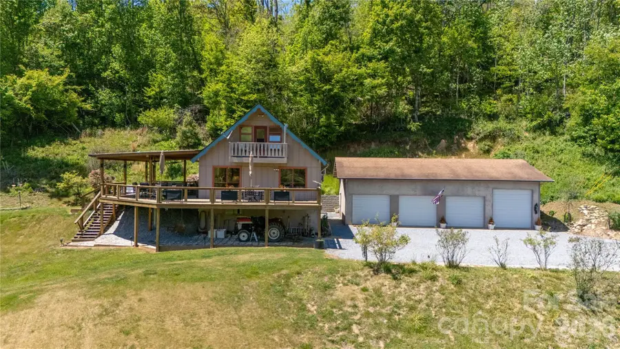 93 Franklin Crest Road, Spruce Pine, NC 28777 - #2