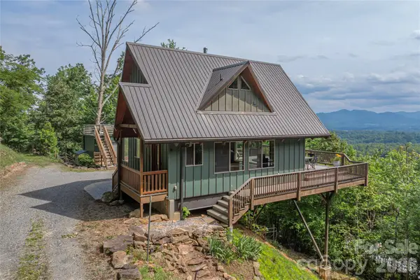 121 Mountainview Road, Asheville, NC 28806