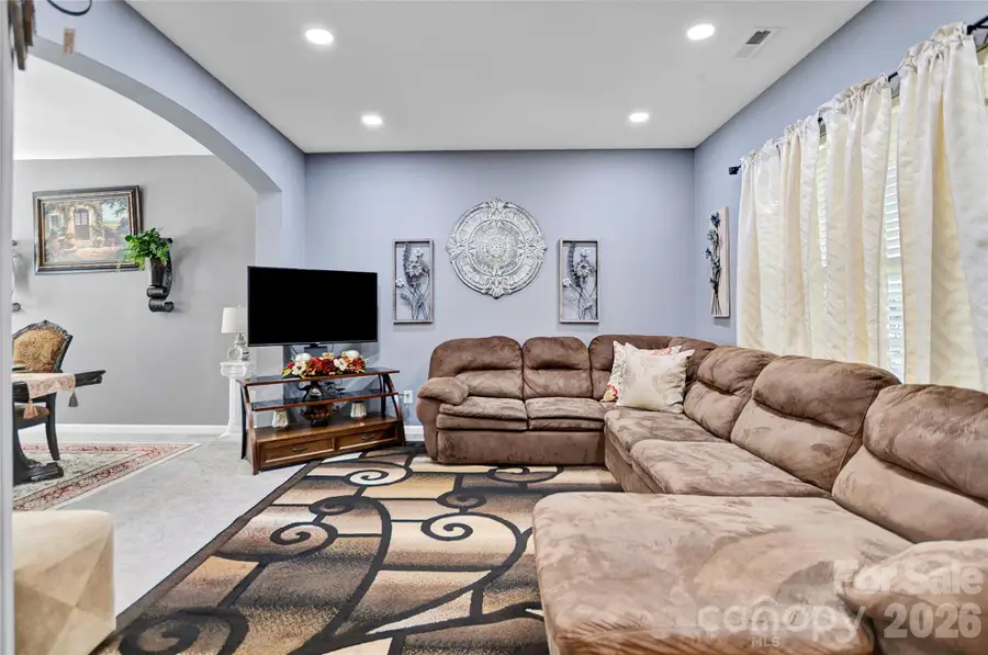 9806 Back Acre Drive, Charlotte, NC 28213 - #3