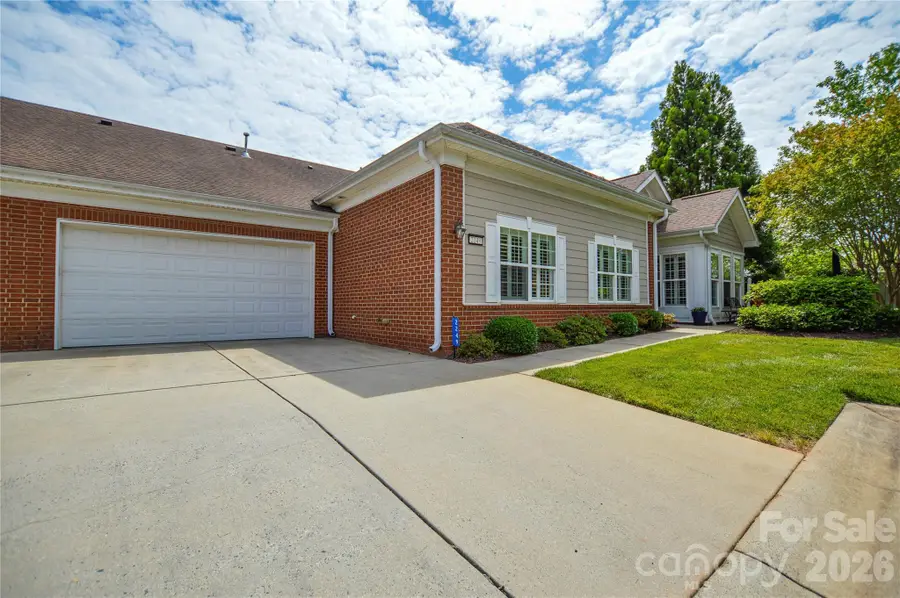 2249 N Castle Court, Matthews, NC 28105 - #2