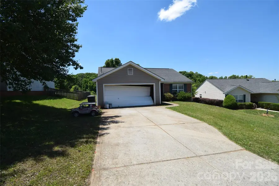 633 Overlook Road, Lowell, NC 28098 - #3